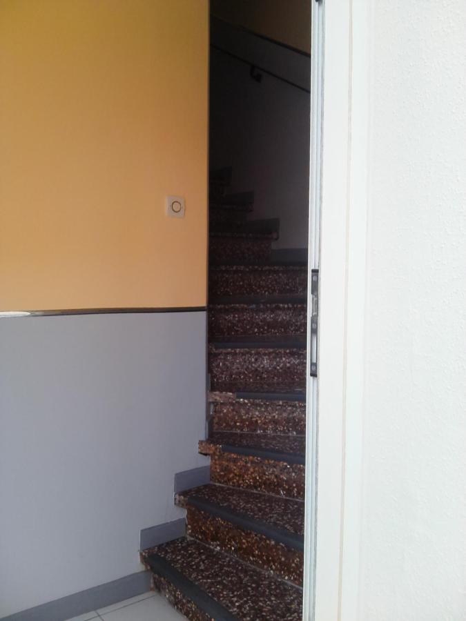 Au Tromp L'oeil Ou T2 Apartment